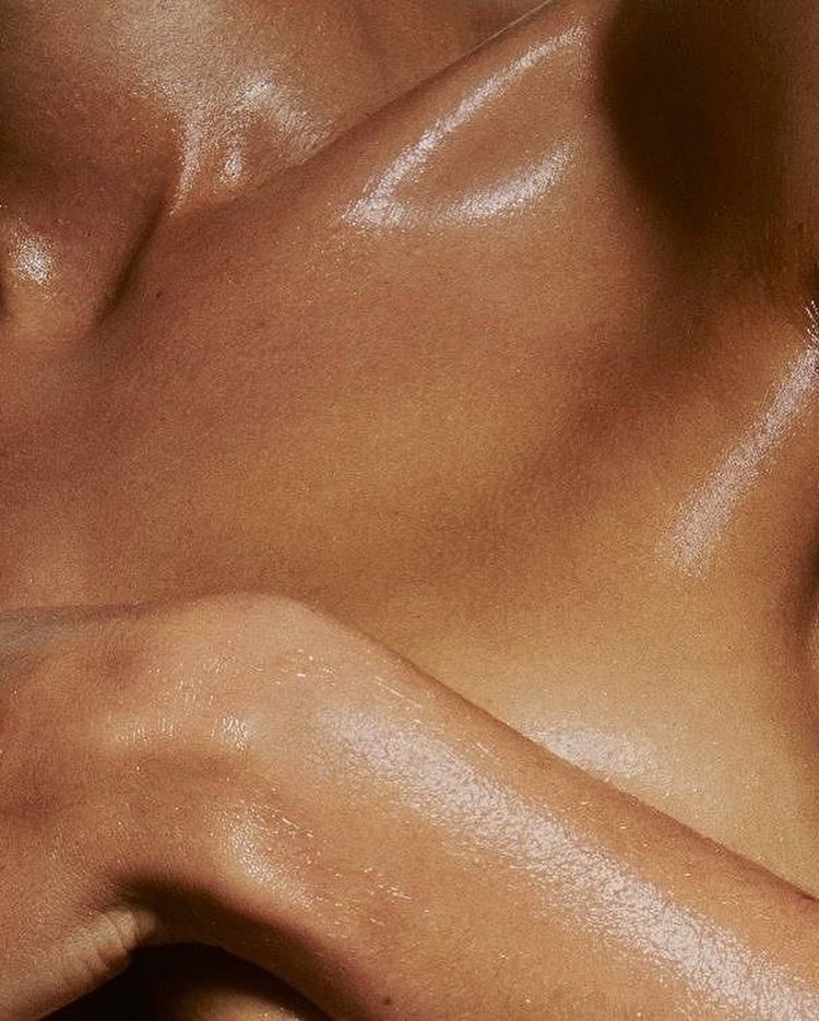 Lumeraa Shimmering Body Oil